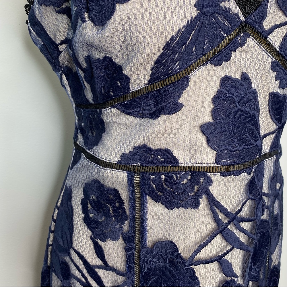 Lulus Alluring Dream Navy Blue Floral Mesh Lace Trumpet Midi Dress - Picture 5 of 15